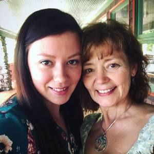 Meet your Posher, Leanne